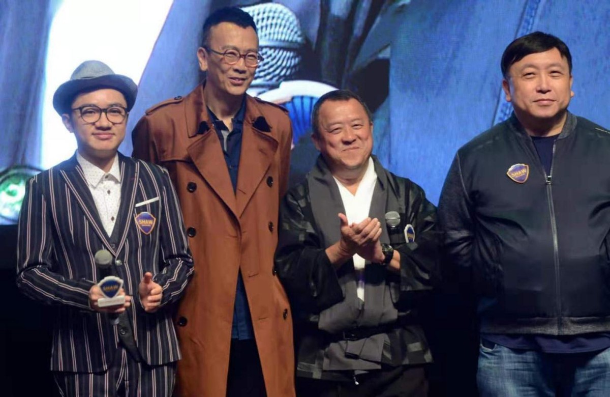 费尽心思追到了“国际华裔小姐”,身高163的王祖蓝是怎么做到的？
