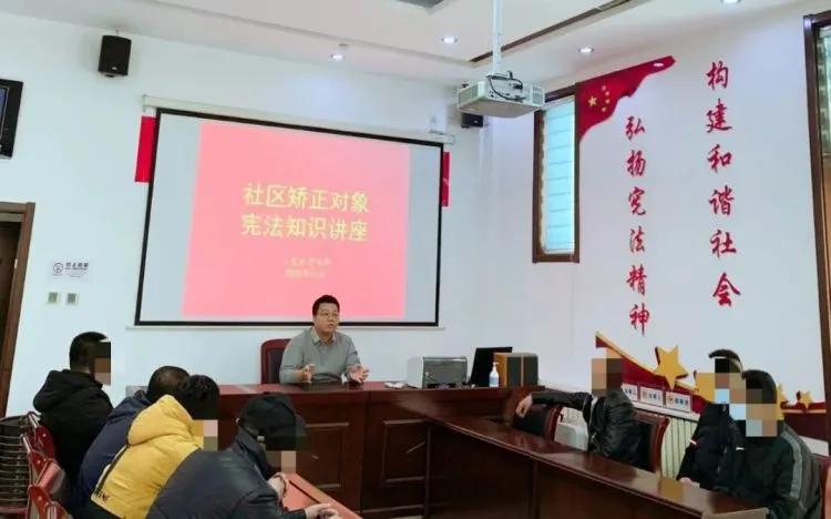 津南区司法局启动宪法宣传周活动