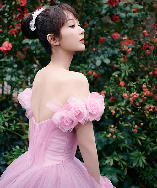 杨紫再次获得微博Queen，用实力和成绩证明自己的