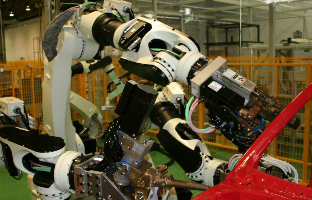 2025年机器人将取代8千万劳动力？那没了工作的人们，该怎么办呢？