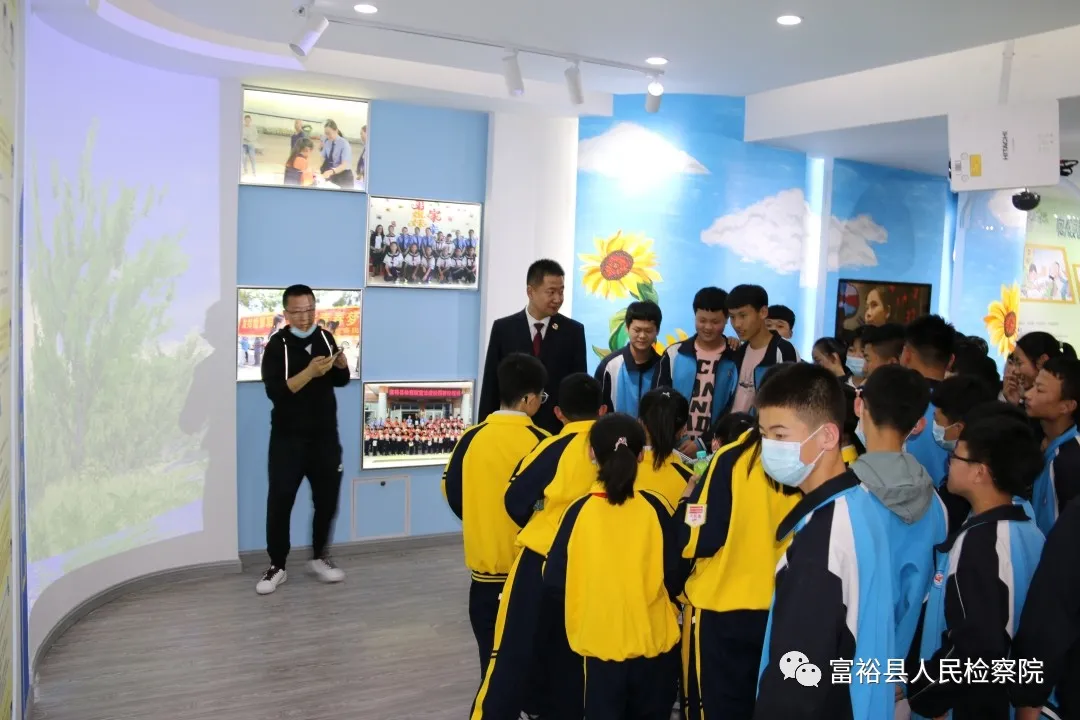 检爱同行•共护未来|春风化雨润无声,检察蓝守护“少年的你”
