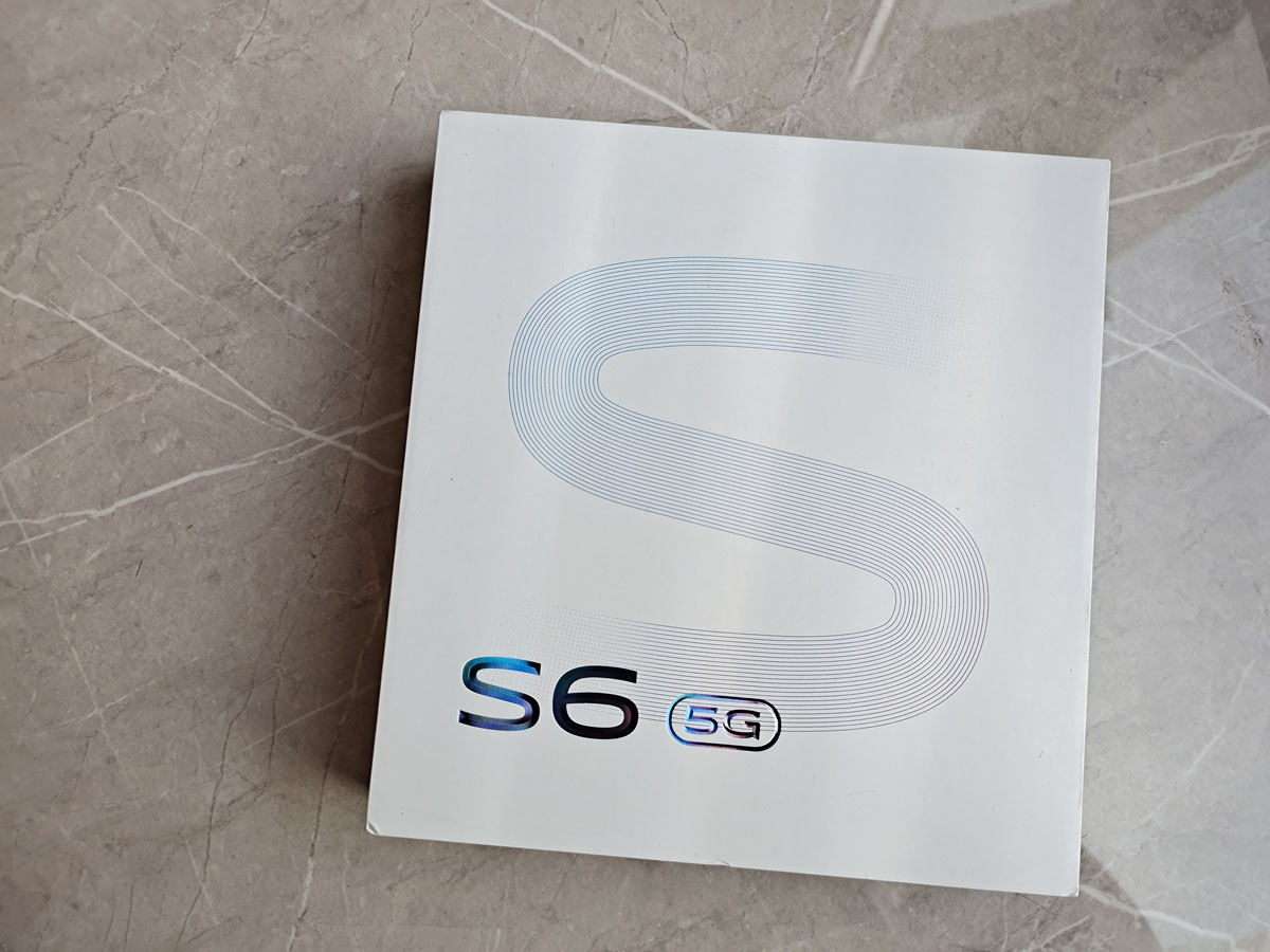 拍照更好 颜值高还轻薄 vivo S6是年轻人喜爱的一部5G手机