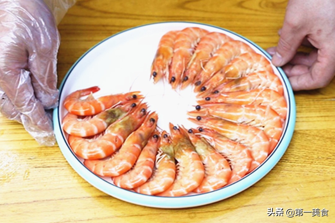白灼虾做法步骤图 虾肉鲜甜又滑嫩