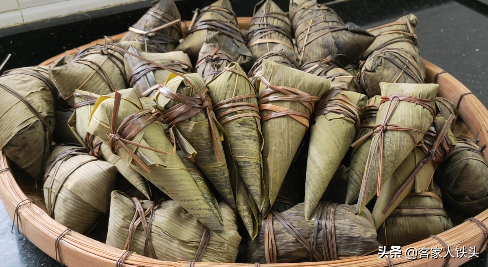 端午节粽子，客家人最爱这一个老传统味，一次煮2锅，连吃5个不腻