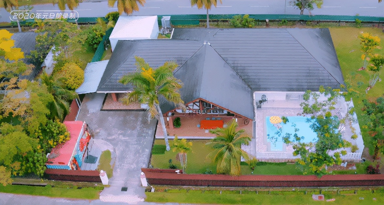 吴尊晒自拍秀肌肉，意外曝光新豪宅内景，健身房星空影院配置超全