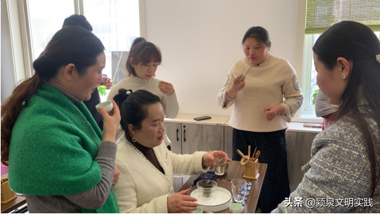 惠泉社区新时代文明实践站开展茶艺培训活动