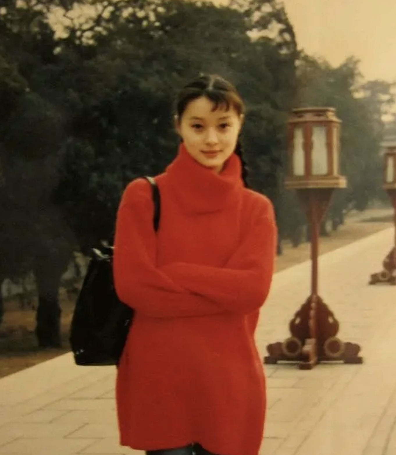 離開陳建斌后，吳越嫁給了事業(yè)，嫁給了自己，49歲仍孤身一人