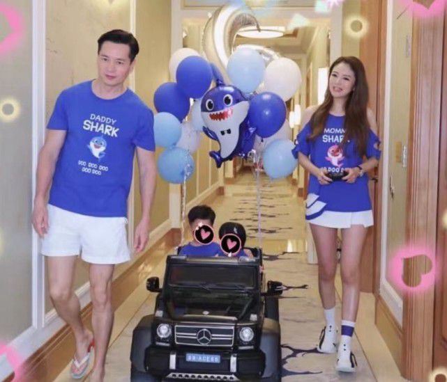 澳门偶遇安以轩一家，夫妻恩爱低调没架子，女儿五官精致超漂亮