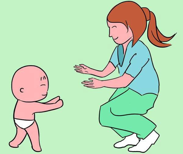 家长做好这4点，才能更好地帮助宝宝学习走路