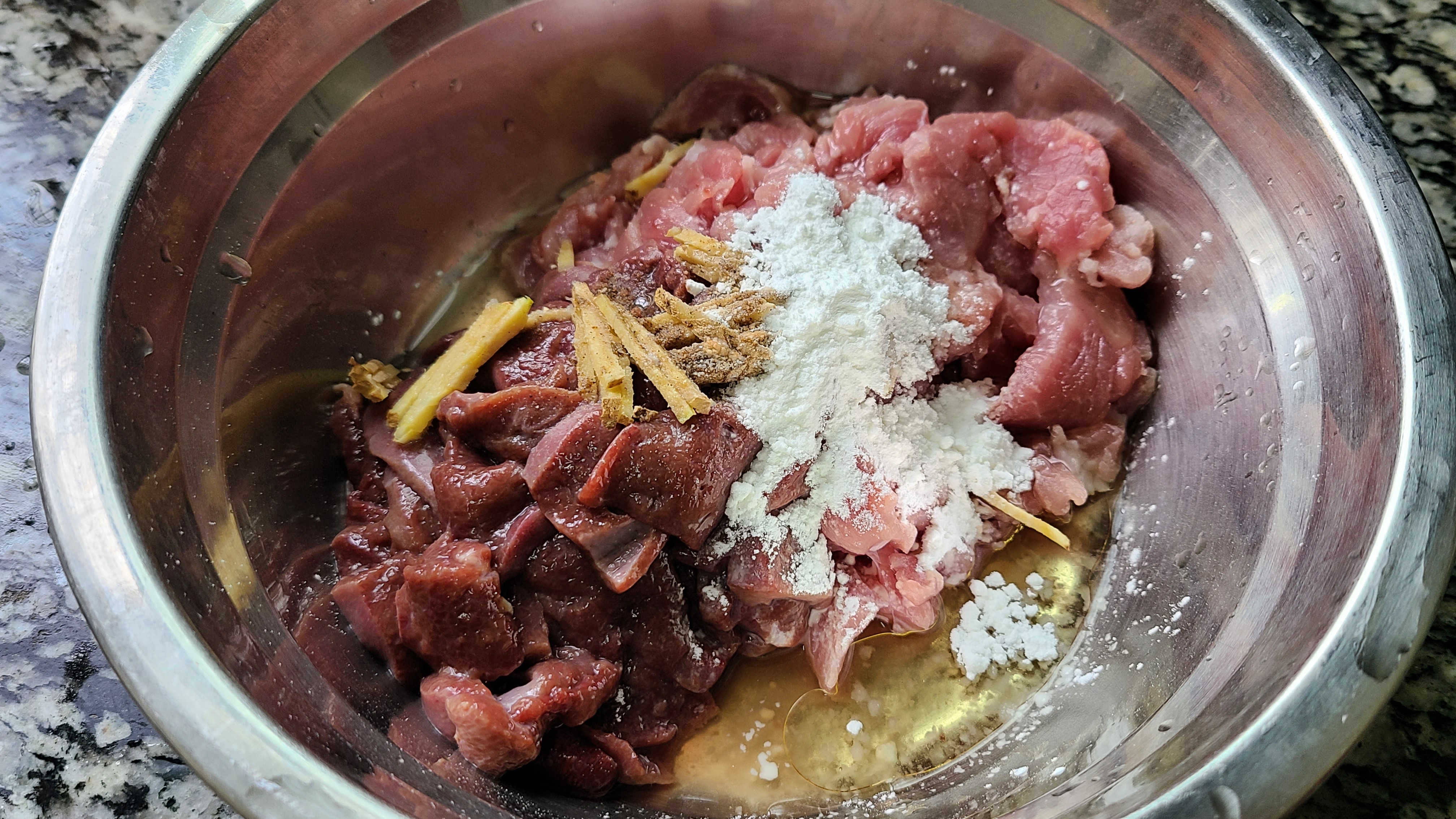 豬雜湯的做法，清淡又好吃的一道廣東美食，不油不膩味道好