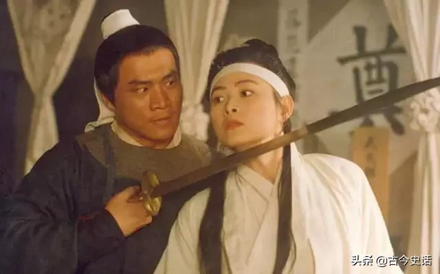 武松杀了潘金莲和西门庆后，为何没有杀掉拉皮条的王婆？
