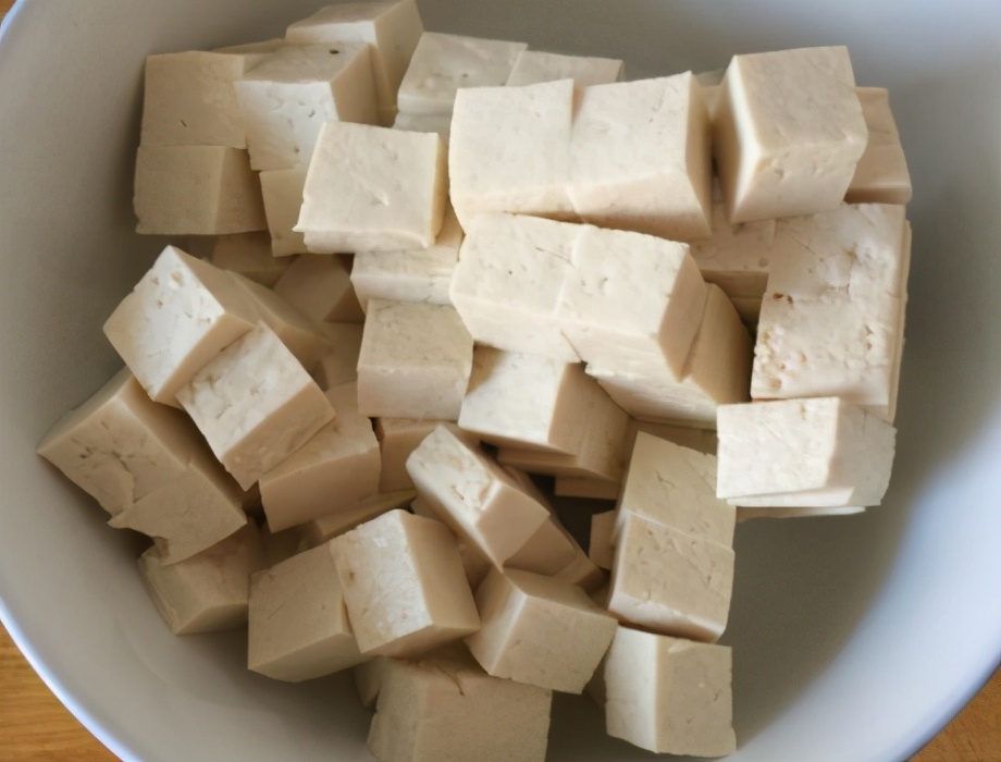图片[3]-三鲜豆腐汤的做法步骤图 增强免疫力体质好-起舞食谱网