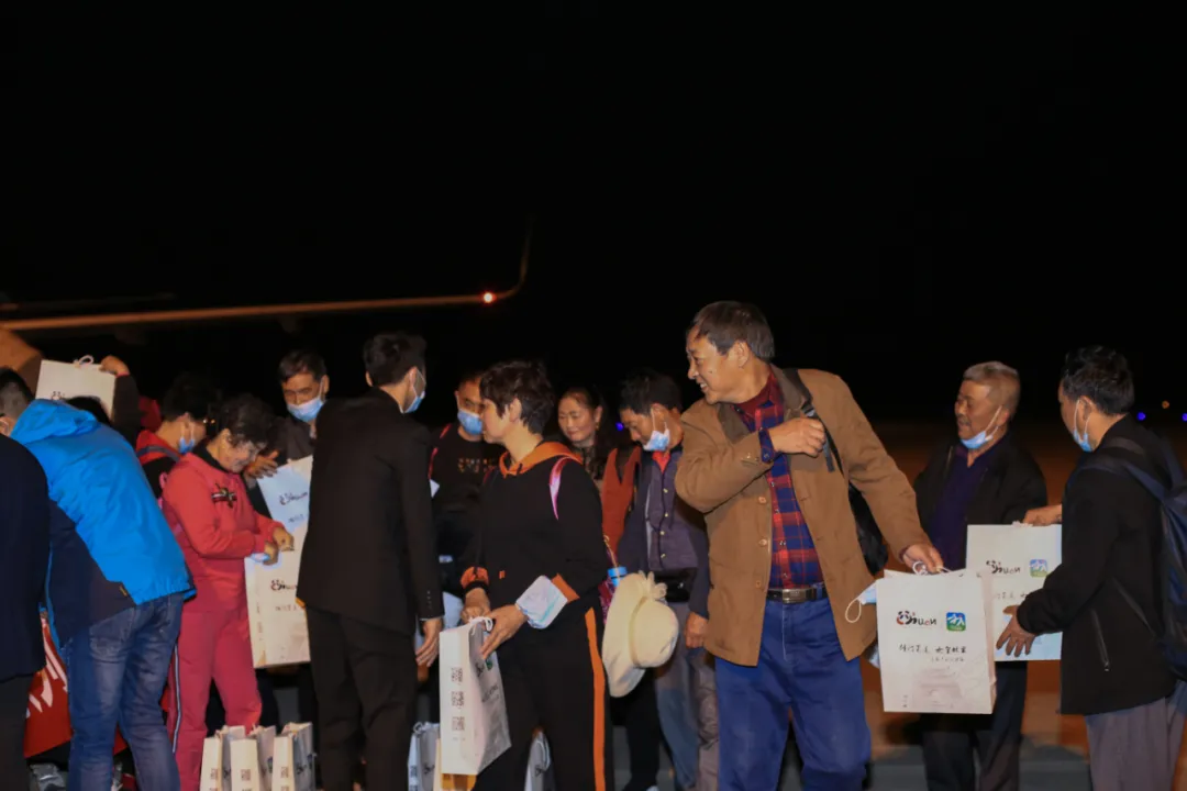 四川民生资讯 贵阳至广元,广元迎来今年首个航空旅游团