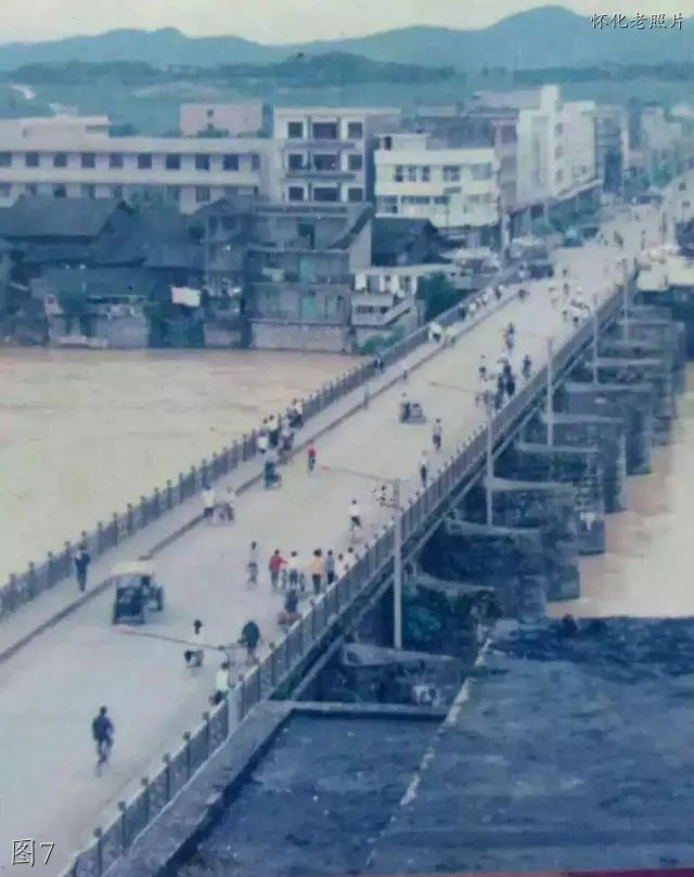 怀化芷江老照片：江西桥，一中，西站，城南小学