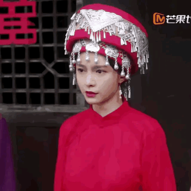 《江山如此多娇》撞上《山海情》，四个细节一