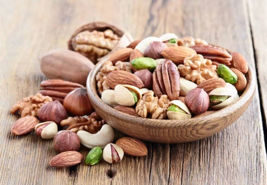 人到中年，不管有錢沒錢，都要常吃這5類食材，對身體好