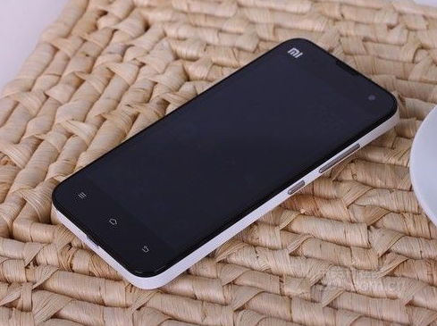 哪些手机可以被称之为“神机”？iPhone4上榜，剩下这两款有争议