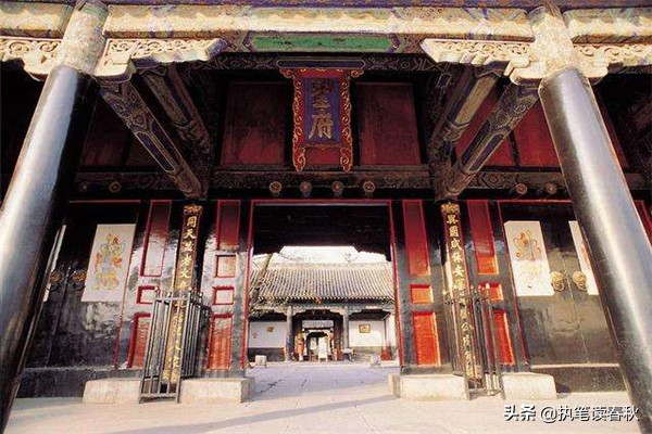 中国最牛婴儿，省长亲临护产，出生后国家鸣1