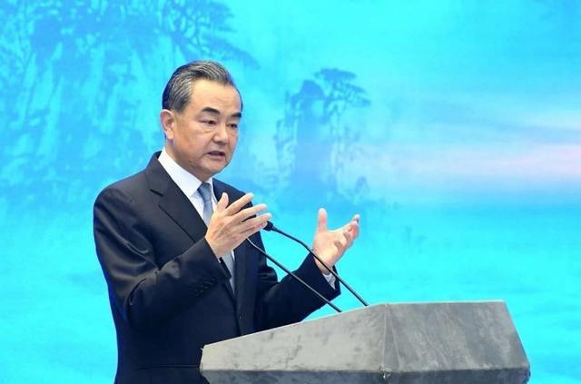 到底在給誰挖坑？ 澳出台對華不友好新法案，中國反擊又快又狠