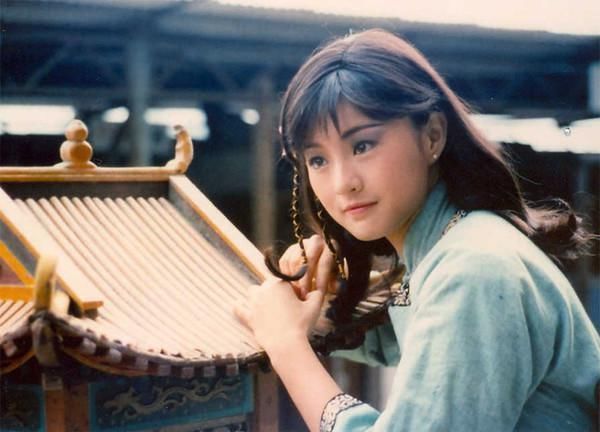 最美警花李赛凤，两段婚姻均失败，遭豪门丈夫