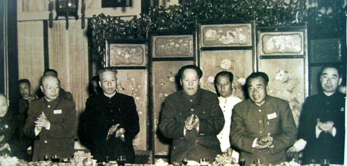 抗美援朝主帅任命，毛主席两次点将换人，彭德