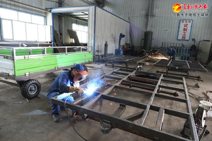 新疆企业首次承接内地汽车下游制造