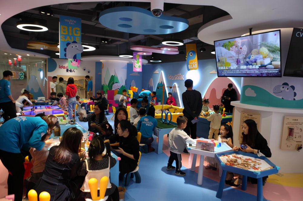 加盟兒童益智玩具店怎么樣？兒童游樂園加盟多少錢？