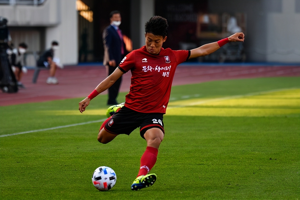 联赛结束国字号征程开启，本托、金鹤范今日分别沙场点兵