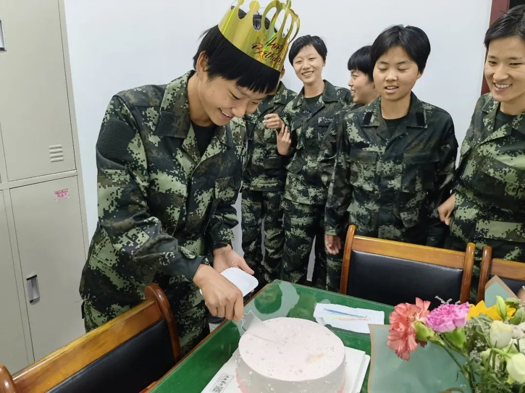 ӥչ衪侯<a href=http://www.cngansu.cn/news/ target=_blank class=infotextkey></a>ܶѵŮ๤Ӱ