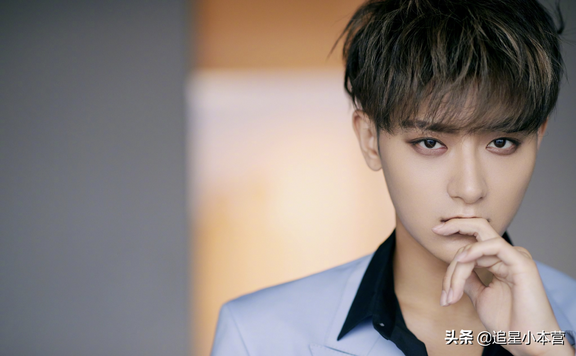 黄子韬粉丝：为什么我这么怂，我哥这么刚