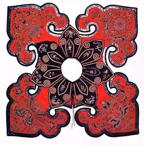 好看！中国古典服饰-云肩纹样图案之美