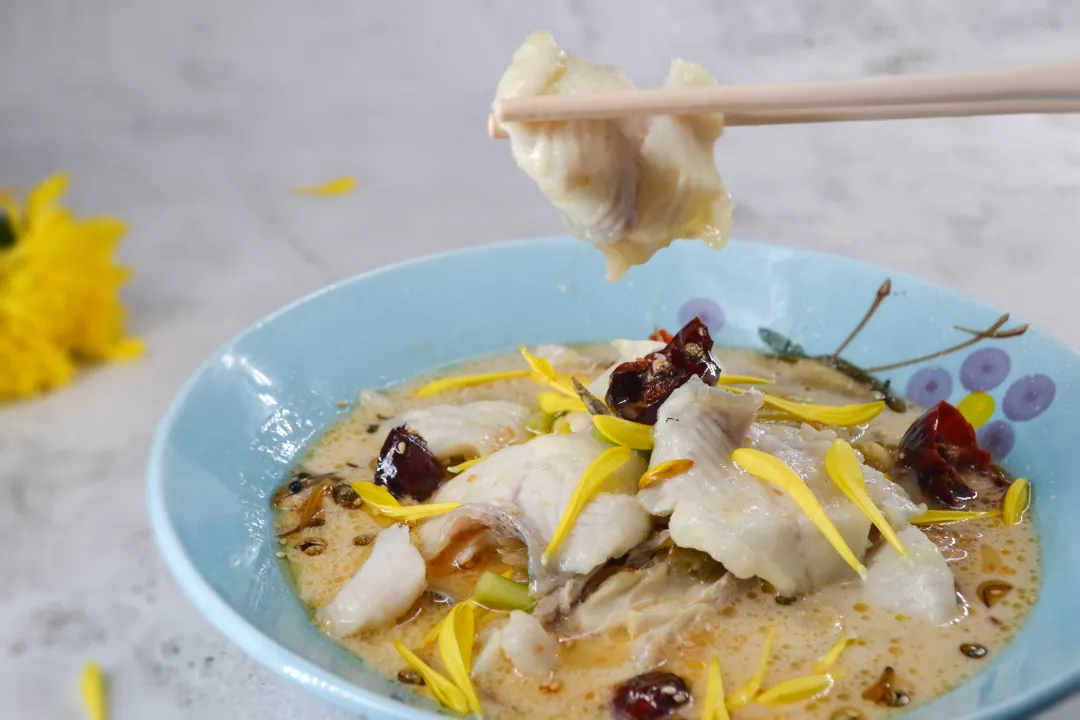 重庆解放碑皇冠假日酒店推出黄厨招牌菜