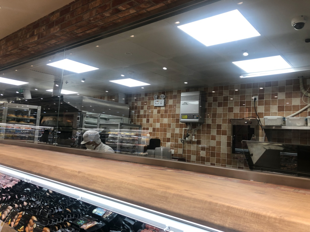 ���ߺá��족��