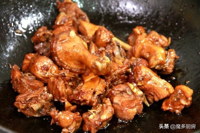 Buy 2 duck legs for 9 yuan, cook a plate of beer duck, no oil and less seasoning, simple and easy to make, good nutrition