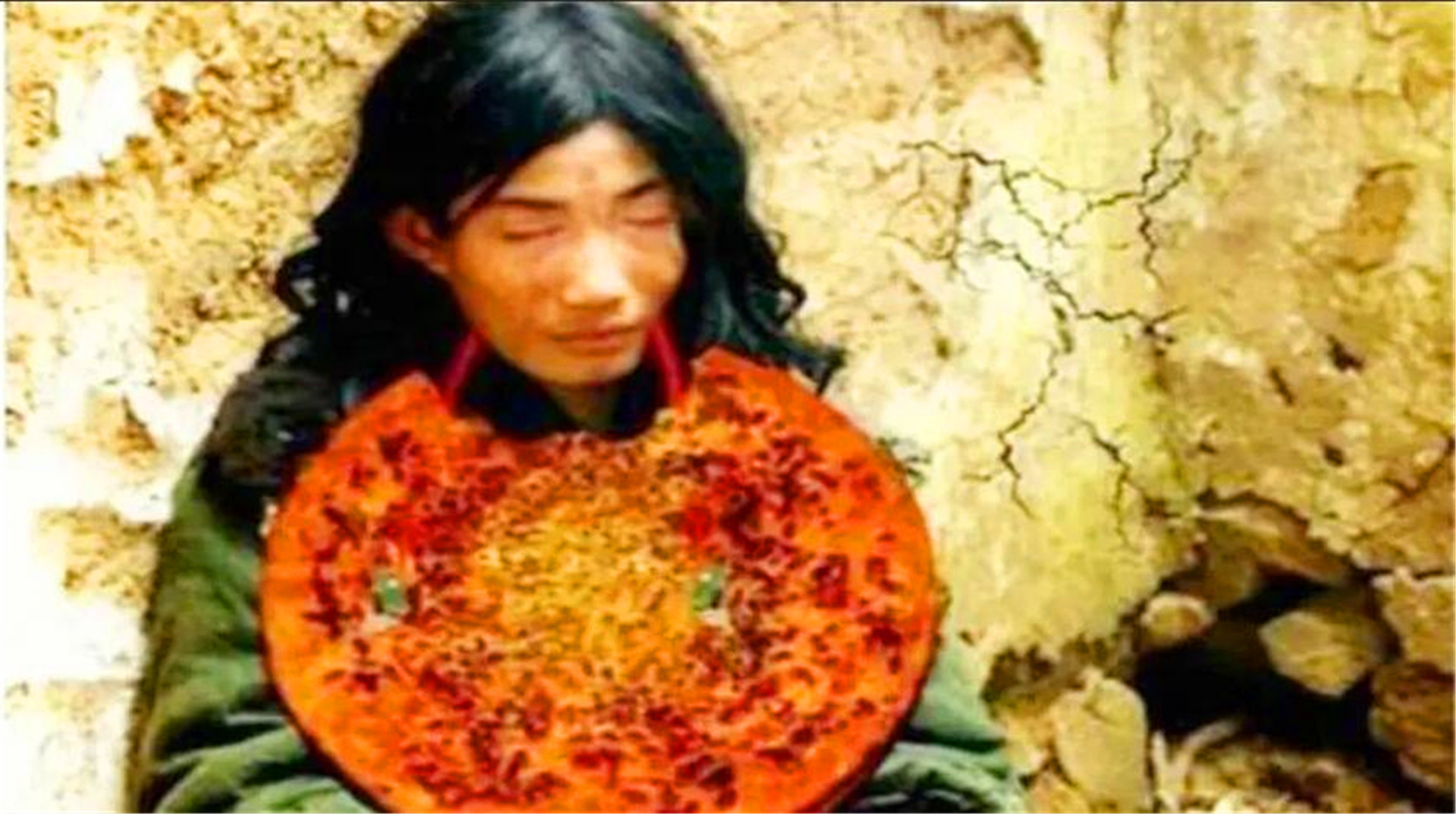 中国第一懒人，吃饭都得别人帮忙，父母去世后被活活“懒死”