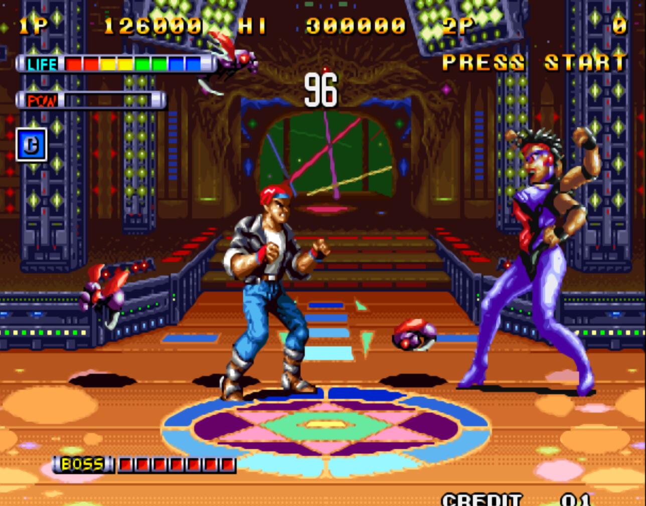 街機游戲讓人畏懼的魔鬼筋肉女，主角的小身板太單薄了