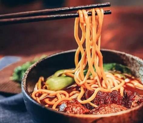 红烧牛肉的10种做法大全，色香肉嫩，这牛肉一次吃一碗都不够吃！