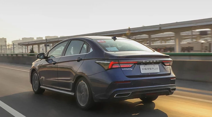 ��λ������ʮ�������γ�����������ͬ�����ʳ���ʵ����Ӯ�г�