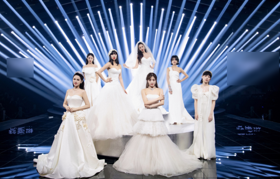 打了|杜华我自己打了自己的脸什么情况 华华子终于看到姐姐们的无限可能了！