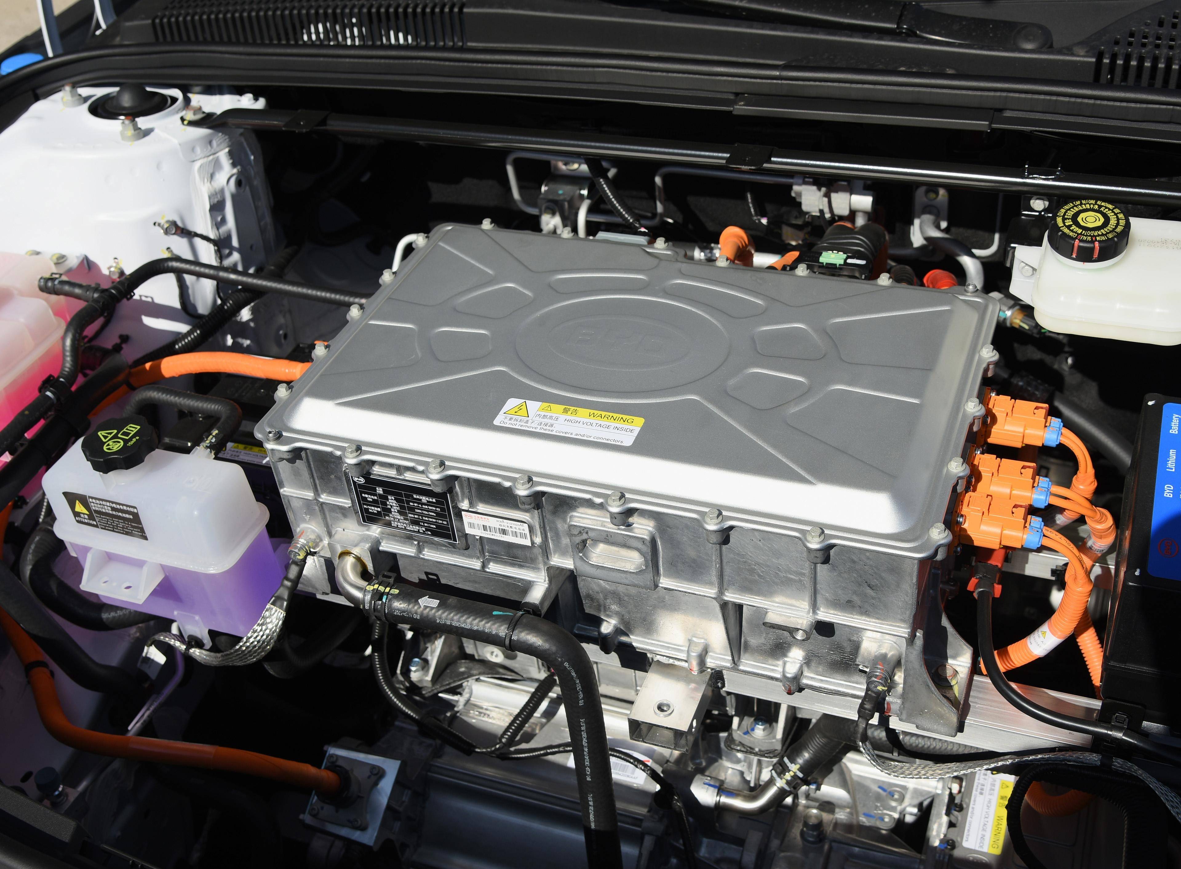 大降2万！比亚迪汉新增入门车型，跟风特斯拉还是碰撞后遗症？