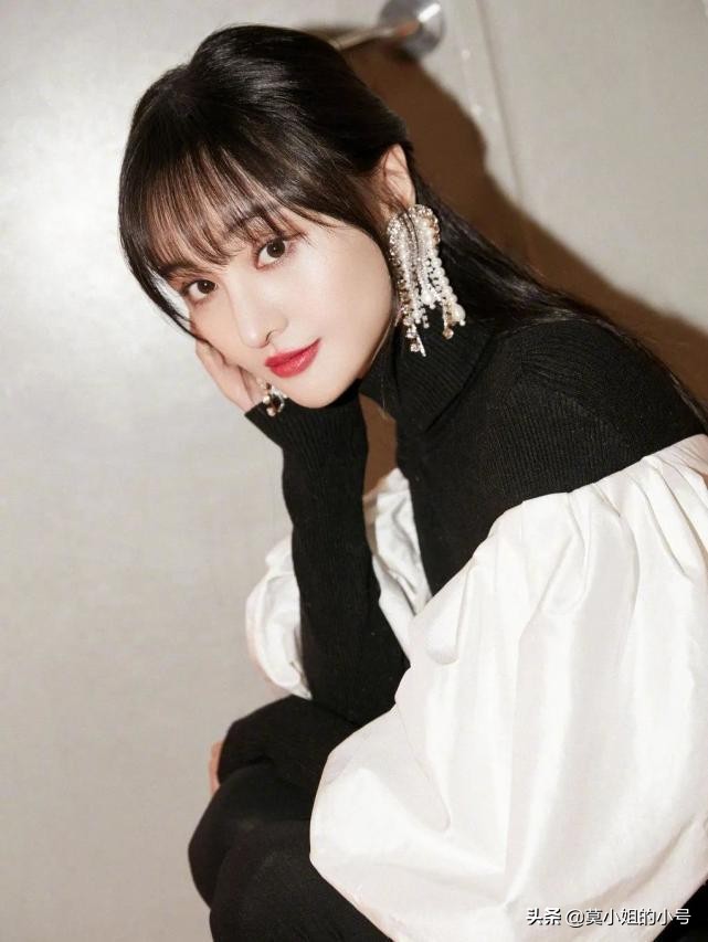 Yi Li contest spits groove to star the person sets dozen of face who: The act as a lunatic before the person, qian Mingming is counted after the person for nothing