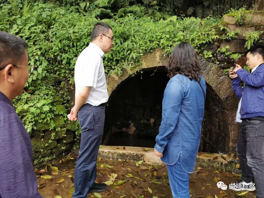 李卫国到帮扶村调研指导脱贫攻坚工作