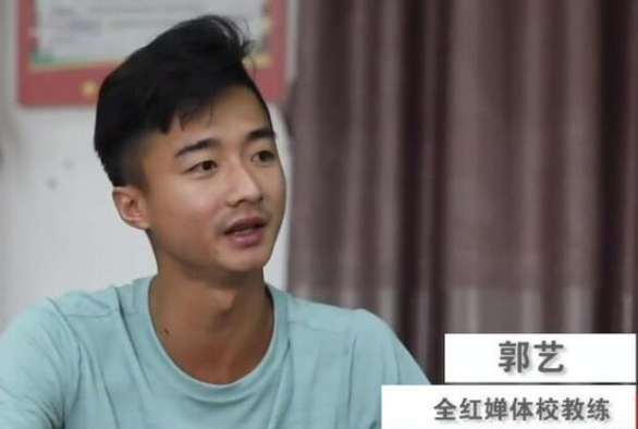 全红婵夺冠后遭教练警告：距完美差得远！全文茂连2万饭钱都得借