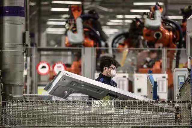 65亿元无法偿还，“坐在宝马里哭”的华晨集团宣