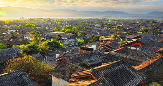 Coming to Lugu Lake will make people wonder if they are willing to forget the time and forget themselves in their dreams