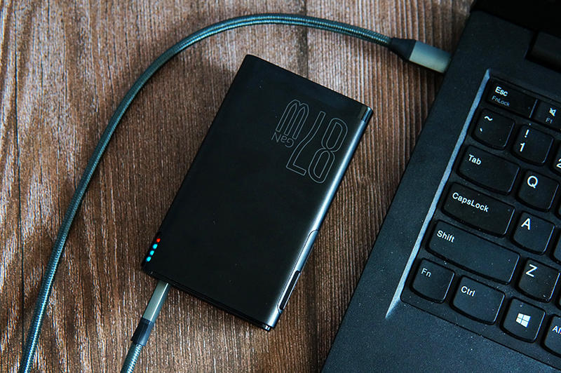 混动双擎，出门一个就够！倍思能量堆87W移动电源评测