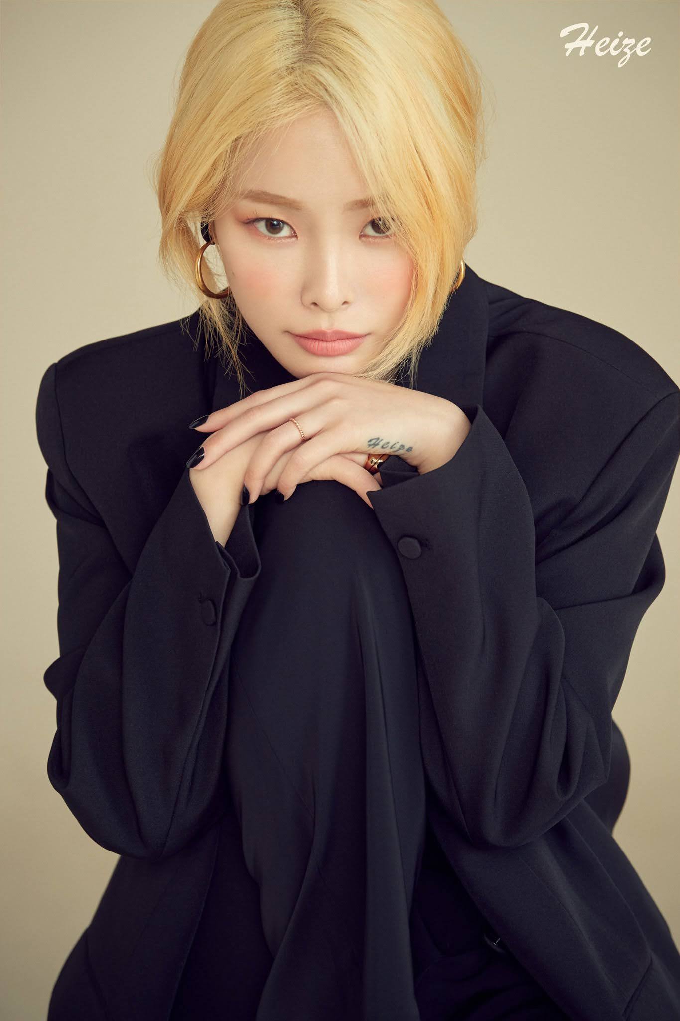 创作歌手heize正式加入鸟叔旗下公司泫雅jessi成同门