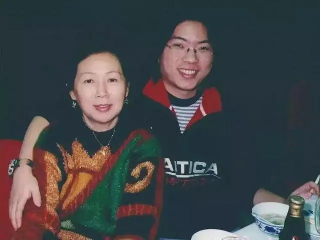 为什么说高晓松像文化汉奸?