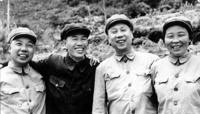 李贞：从童养媳到开国少将，一生经历3次婚姻，