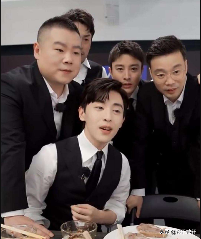 张艺兴退出《极挑》后，总算明白他早前的安排